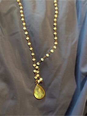 Elegant Gold Teardrop Pendant Necklace with Pale Opal Beads